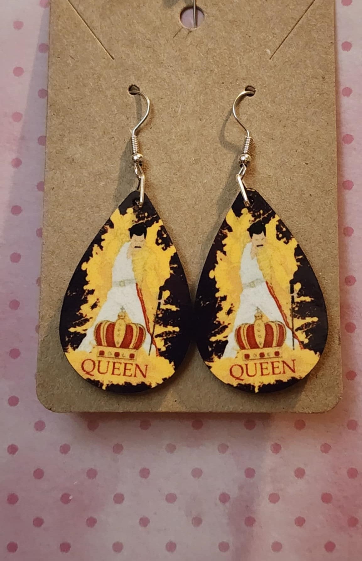 Queen Earrings