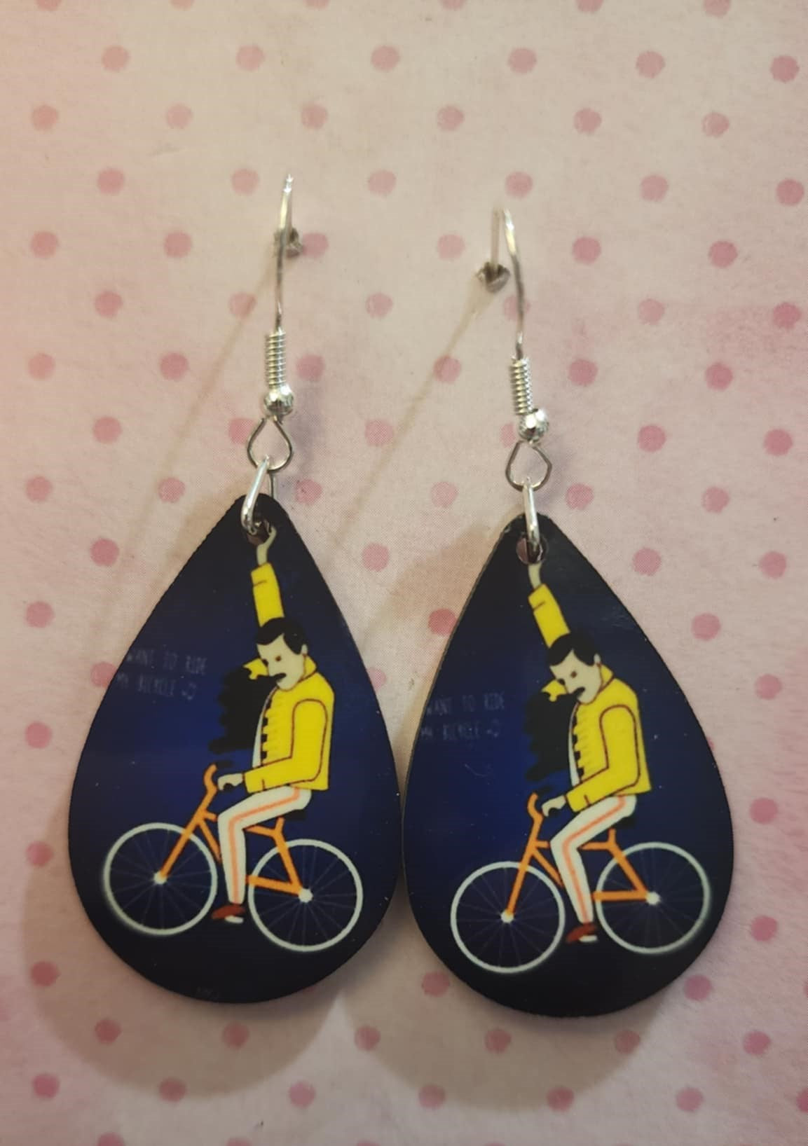 Queen Earrings